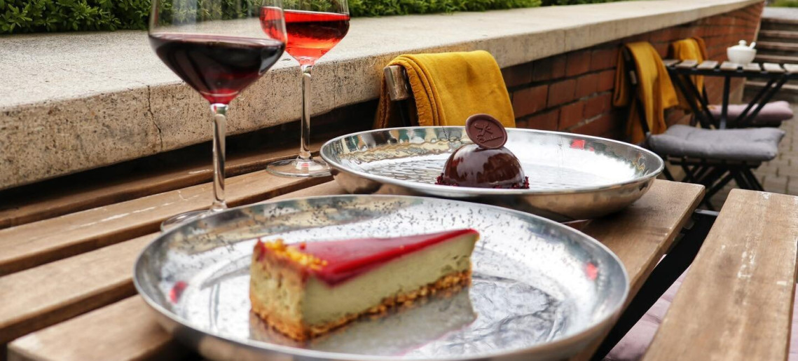 Édeském Desserts and Coffee Shop (Édeském Desszert és Kávéműhely)