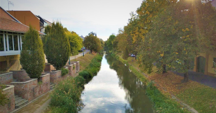 Élővíz Canal (“Living Water” Canal)