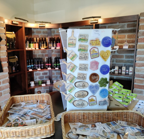 Gyulai Pálinka Manufactory Company Shop