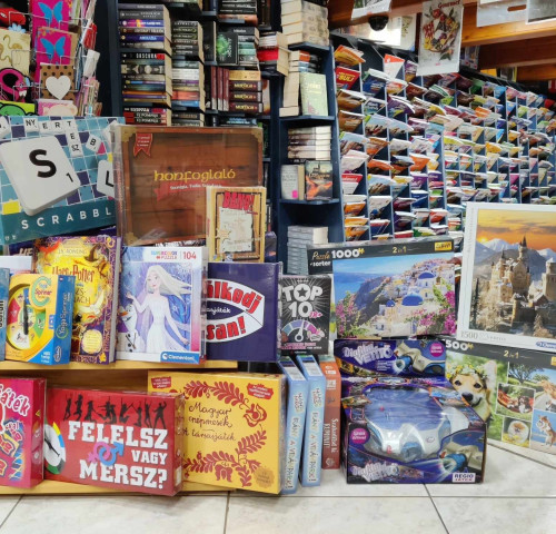 IQ Bookshop