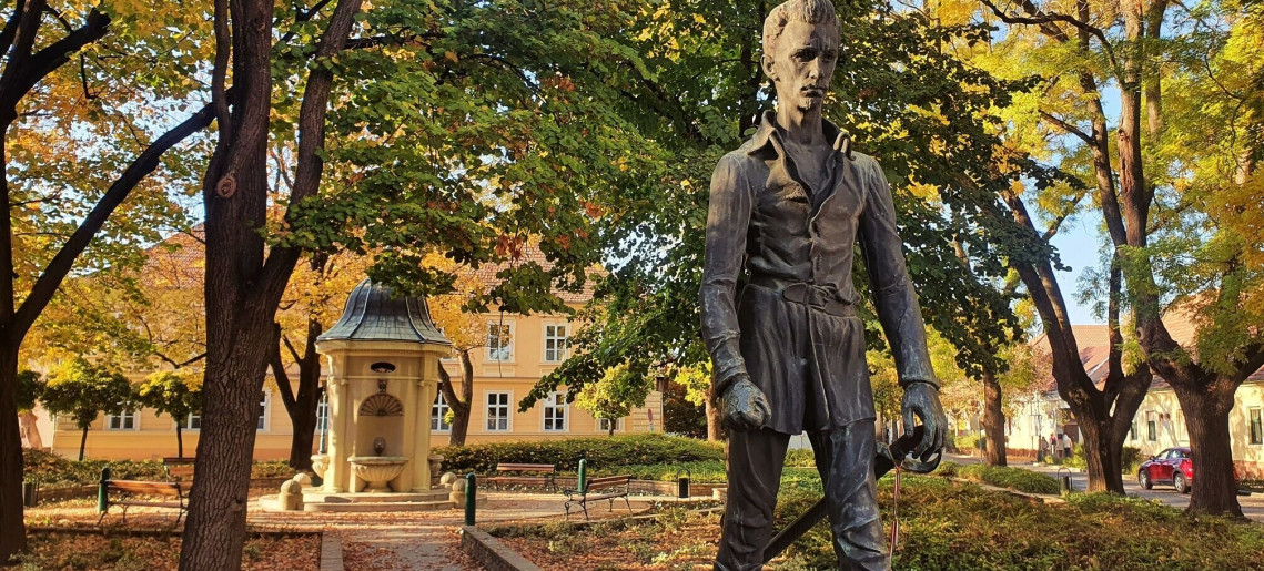 Statue of Sándor Petőfi