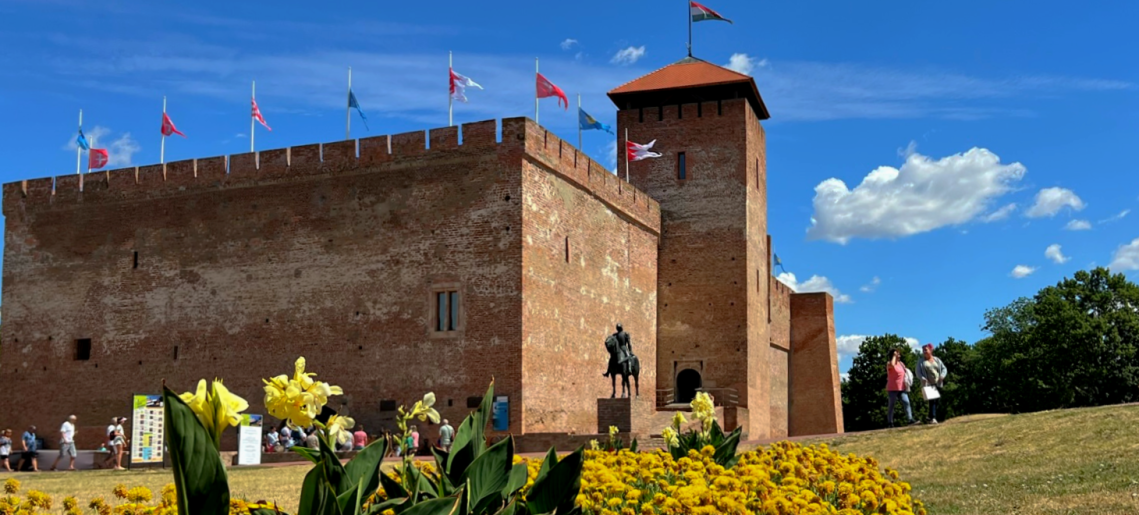 Tavaszi belvárosi barangoló - városnéző séta